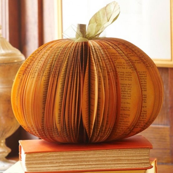 book pumpkin centerpiece idea